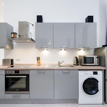 The Lohmeyerstr Hh, 2 Bed Rooms Up To 5 People Берлін Екстер'єр фото