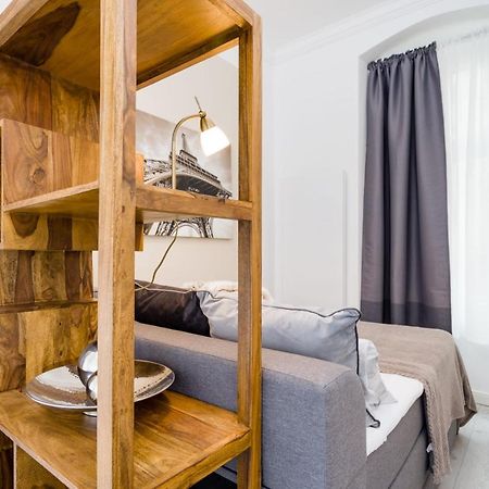 The Lohmeyerstr Hh, 2 Bed Rooms Up To 5 People Берлін Екстер'єр фото