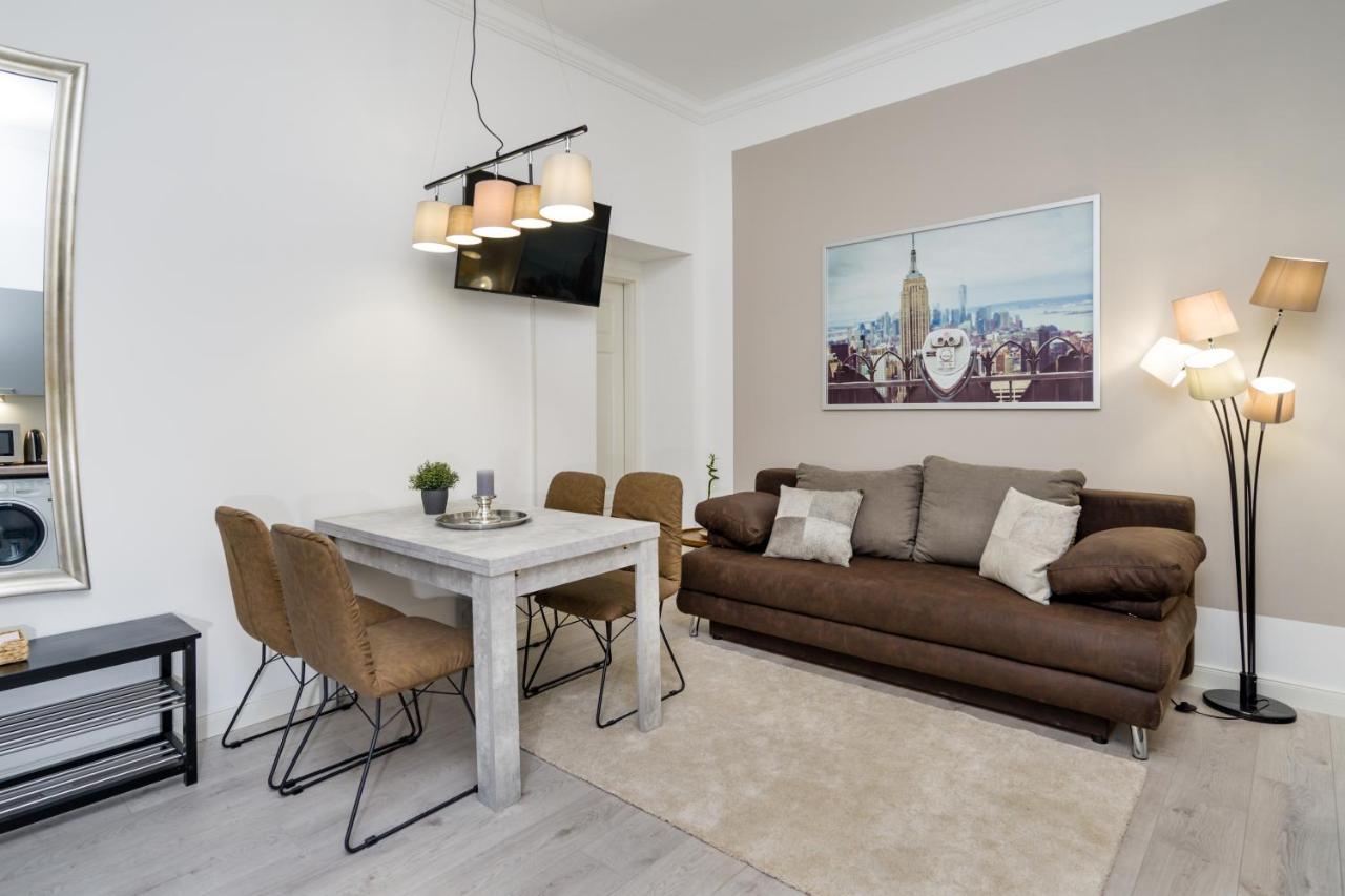 The Lohmeyerstr Hh, 2 Bed Rooms Up To 5 People Берлін Екстер'єр фото