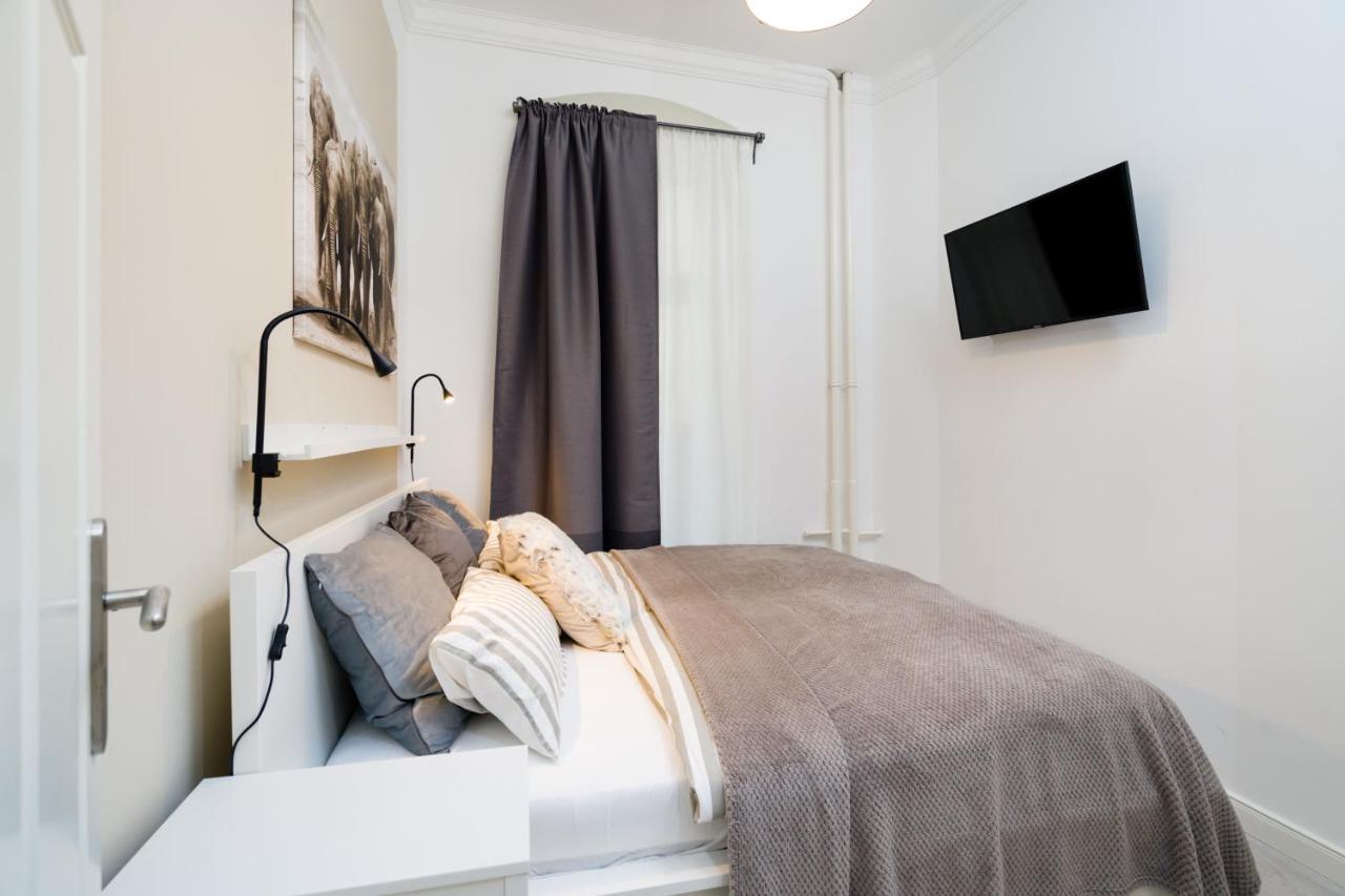 The Lohmeyerstr Hh, 2 Bed Rooms Up To 5 People Берлін Екстер'єр фото