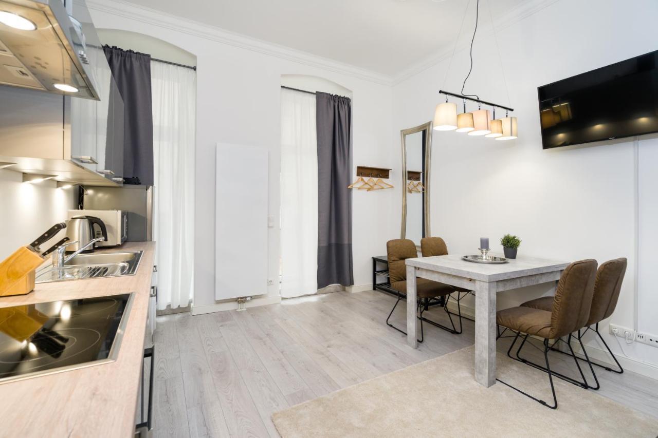 The Lohmeyerstr Hh, 2 Bed Rooms Up To 5 People Берлін Екстер'єр фото